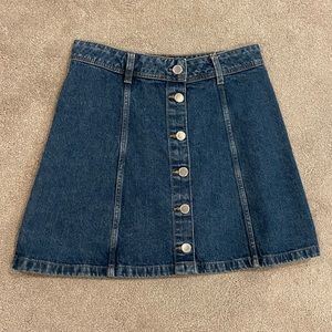 denim skirt